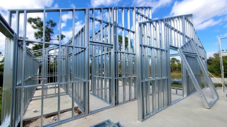 EcoHybrid: Why Energy Independence Will Define the Next Decade of Real Estate Development