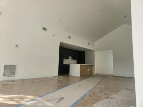 WhatsApp-Image-2024-09-09-at-16.09.18-1